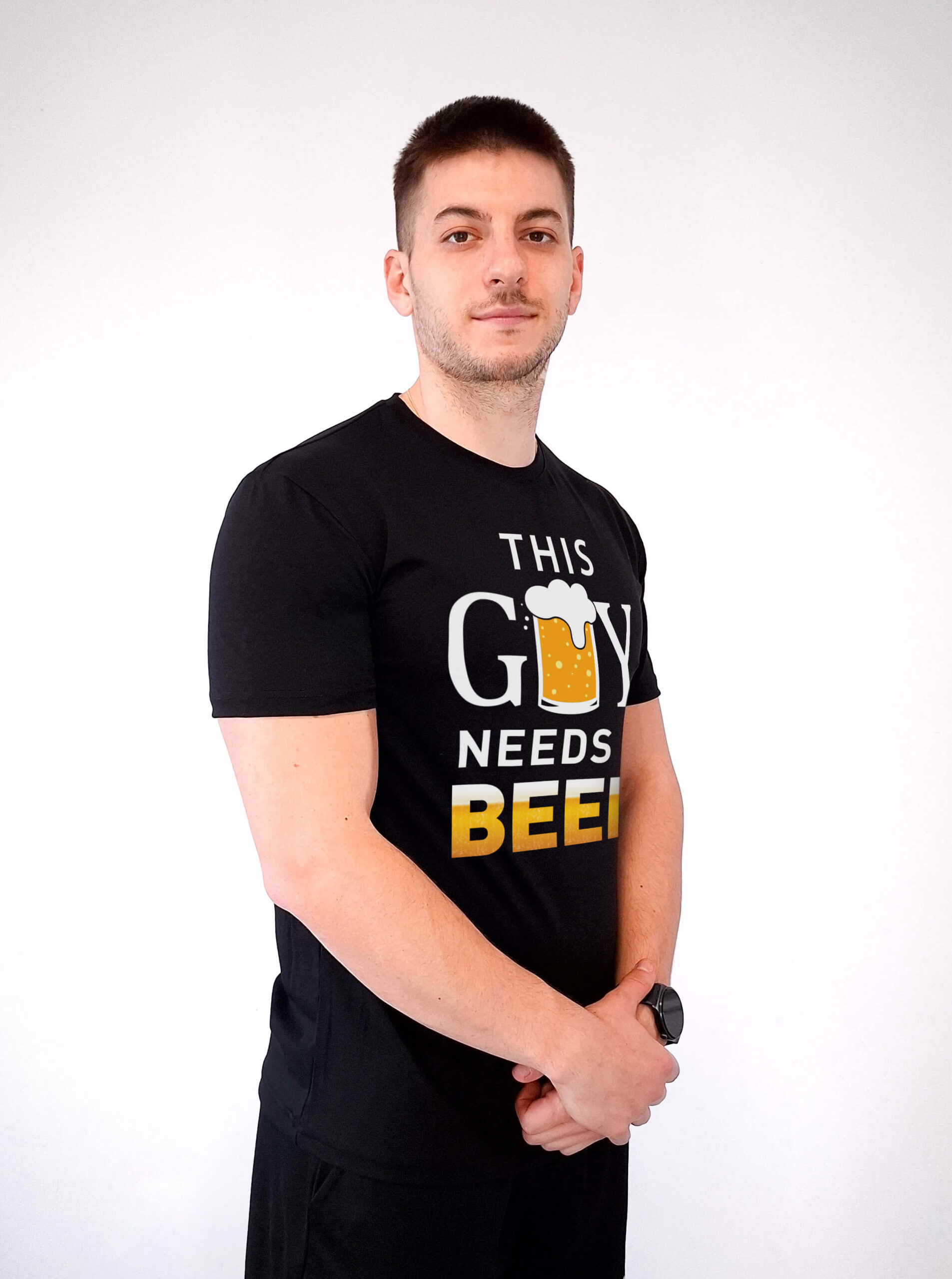 This guy needs a beer - Слика 2
